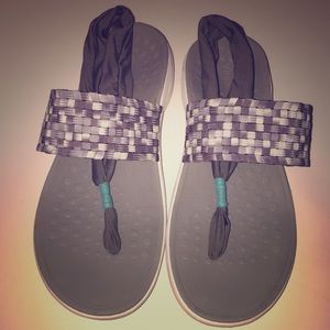 VIONIC Slingshot Flip-Flops Gray and Purple